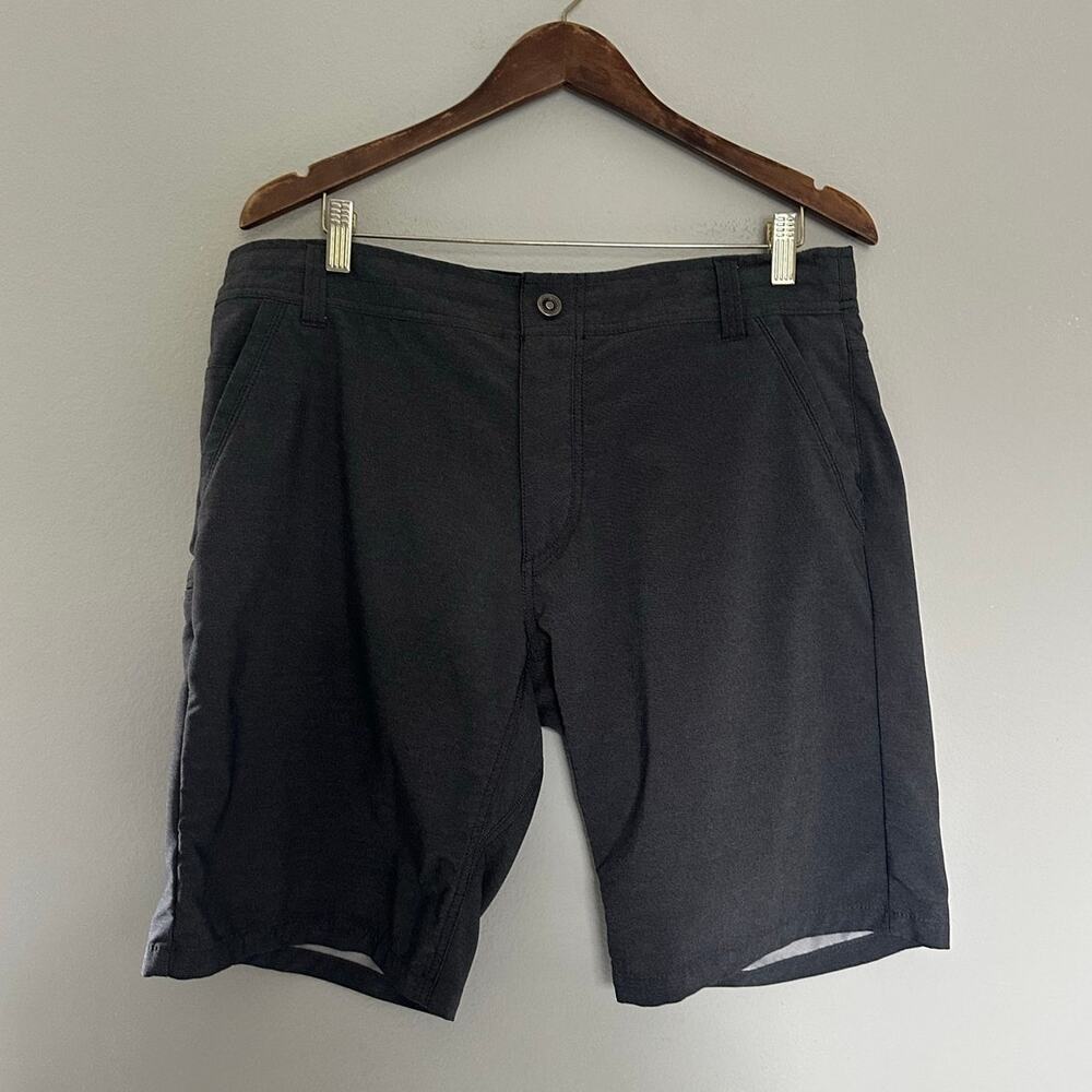 Kuhl Shift Amphibia Gray Shorts size 36 - Style 5129